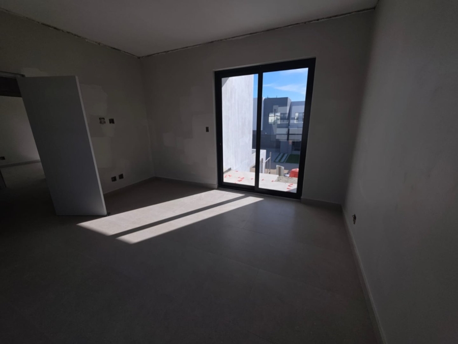 3 Bedroom Property for Sale in Sandown Western Cape